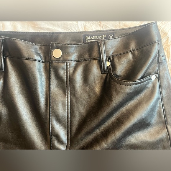 Blank NYC Black Faux Leather The Franklin Ribcage Wide-Leg Pants Size 30 - Picture 5 of 16